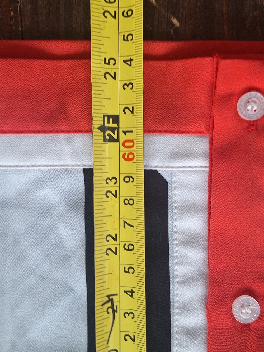 Designer Karl Lagerfeld Paris Black White & Red Geometric Women Blouse Sz L - Picture 7 of 7